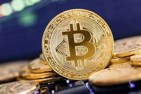 Bitcoin: How does the initialblockdownload field in the getblockchaininfo RPC work?
